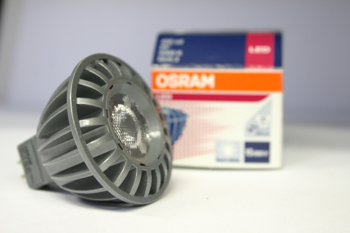 ŹRÓDŁO LED 12V G5,3 MR16 4-20W/730 25° WW ODPOWIEDNIK 20W - 4008321703521 - LEDVANCE ( OSRAM)
