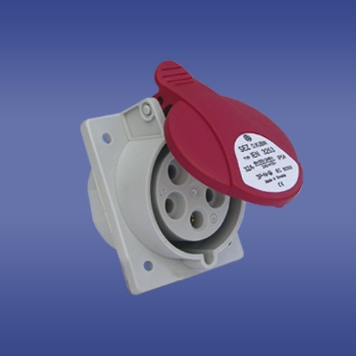 GNIAZDO TABLICOWE SKOŚNE 32A 5 POLOWE IP44 BIAŁY IEN 3253 - 50.44 - ELEKTROPLAST OPATÓWEK