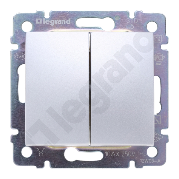 ŁĄCZNIK ŚWIECZNIKOWY 10AX ALUMINIUM VALENA - 770105 - LEGRAND