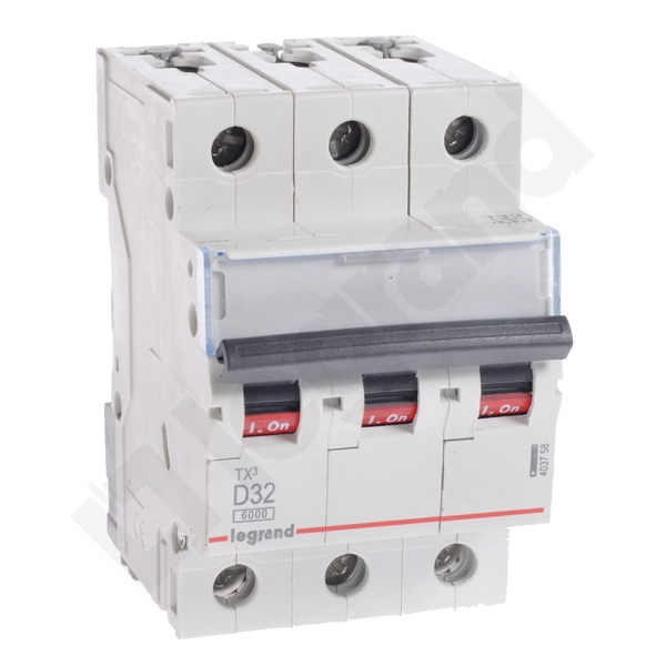 WYŁĄCZNIK NADPRĄDOWY D 32A 3 POLOWY CHARAKTERYSTYKA D S303 - 403758 - LEGRAND