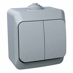 ŁĄCZNIK ŚWIECZNIKOWY JASNY SZARY CEDAR PLUS - WDE000650 - SCHNEIDER ELECTRIC