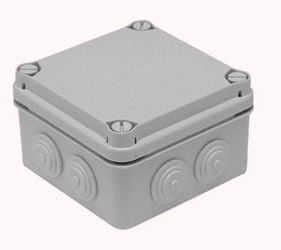PUSZKA INSTALACYJNA LIGHT POKRYWA PEŁNA, DŁAWNICE 108x108x64 (7xM25) IP66/67 - EV-111 - PCE
