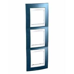 RAMKA POTRÓJNA PIONOWA BŁĘKIT LODOWY UNICA PLUS - MGU6.006V.854 - SCHNEIDER ELECTRIC