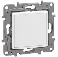 ADAPTER 45X45 MM BIAŁY NILOE - 665195 - LEGRAND