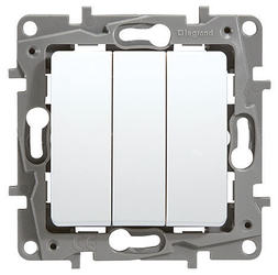 ŁĄCZNIK POTRÓJNY 10 AX BIAŁY NILOE - 664503 - LEGRAND