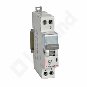 PRZEŁĄCZNIK POJEDYNCZY 32A Z PUNKTEM NEUTRALNYM FR 321 - 412902 - LEGRAND