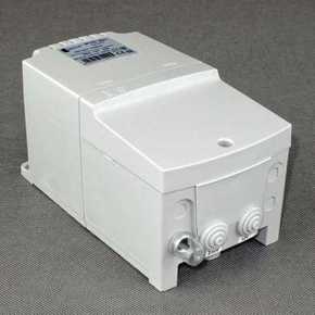 TRANSFORMATOR 1-FAZOWY IP54 Z ZABEZPIECZENIEM PVS 250 230/110V  - 16045-9986 - BREVE