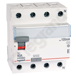 WYŁĄCZNIK RÓŻNICOWY 40A/100MA 4 POLOWY TYP AC P304 - 411718 - LEGRAND