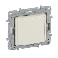 ADAPTER 45X45 MM KREMOWY NILOE - 665295 - LEGRAND